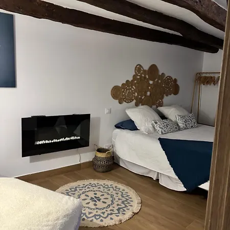 샬레 ''la Nuestra''